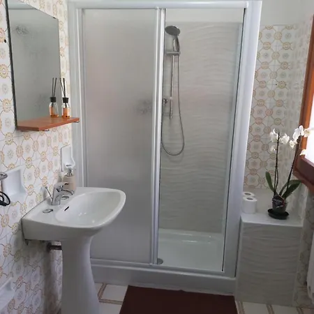 Degli Dei Guest house *